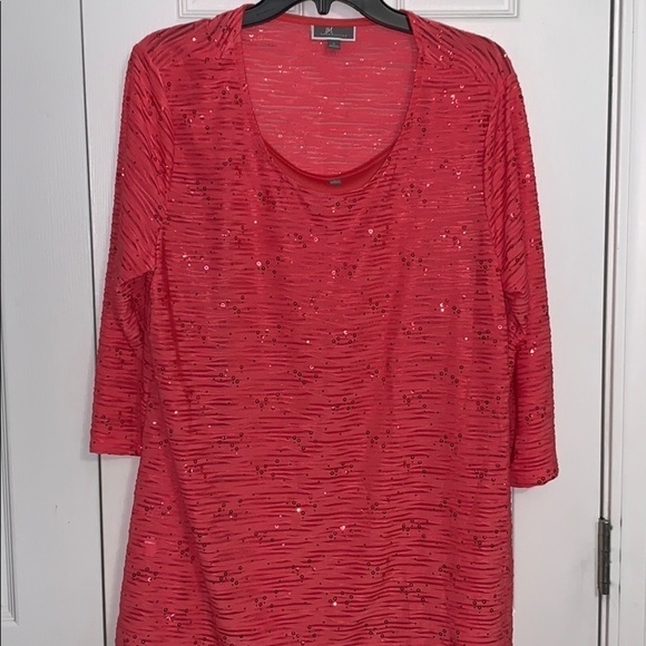 JM Collection Tops - JM Collection women’s coral top with sequins and stretch 3/4 sleeves Size Large